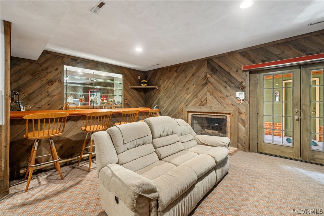 8703 Berwickshire Dr