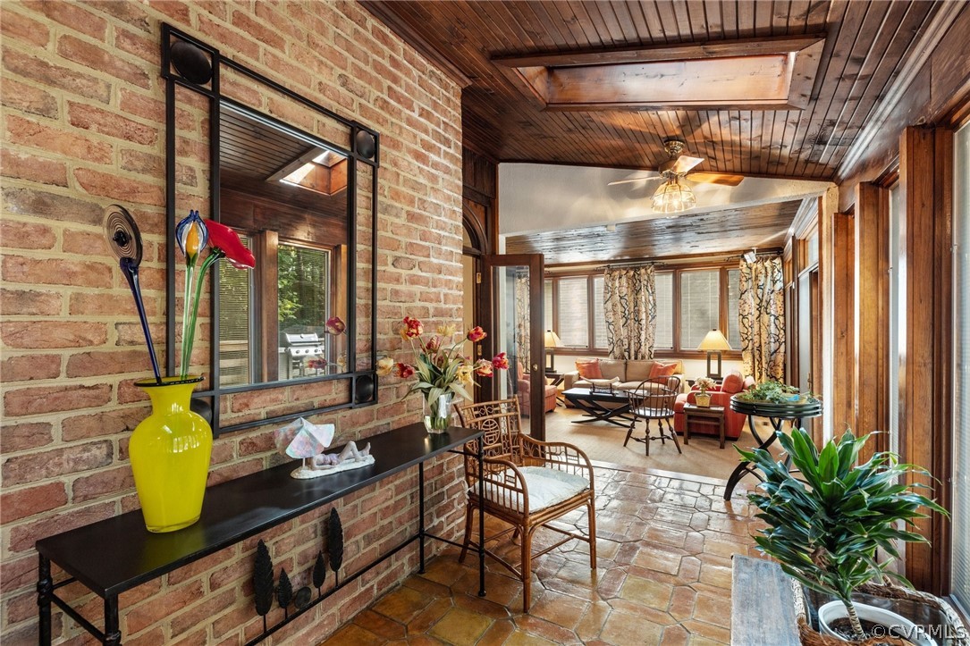 8703 Berwickshire Dr