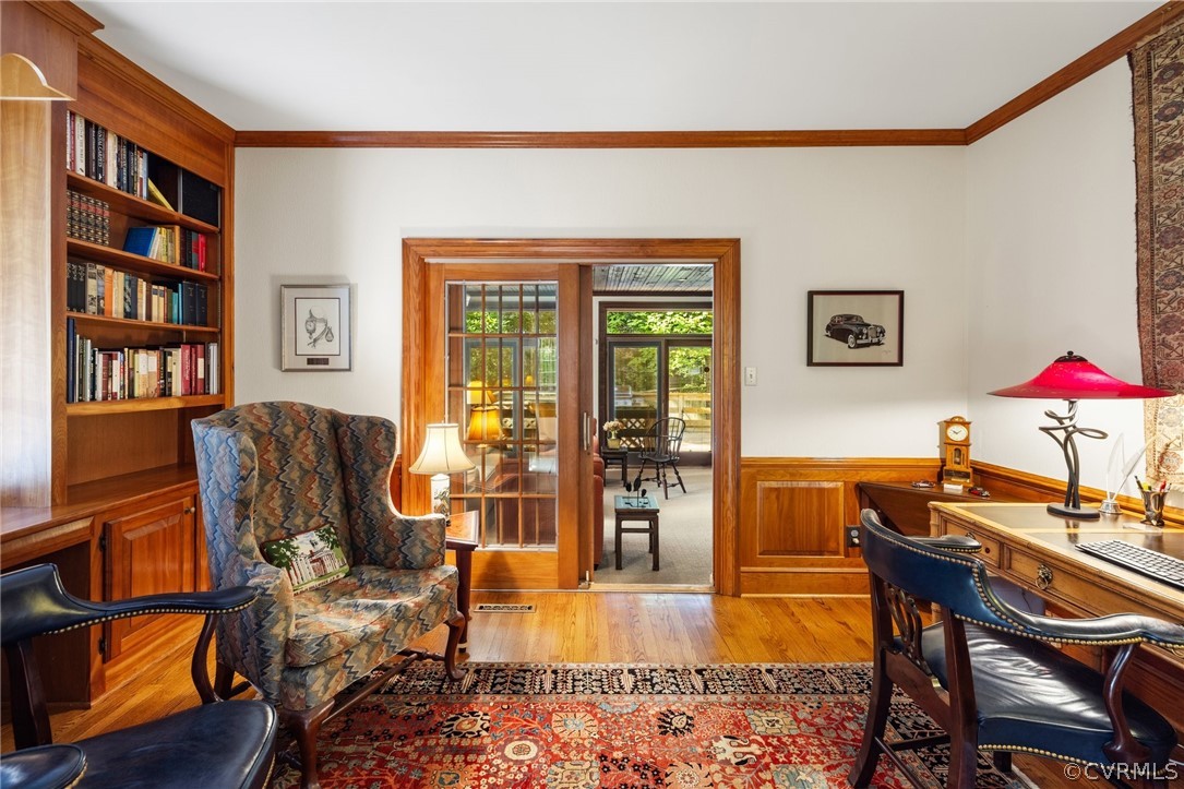 8703 Berwickshire Dr