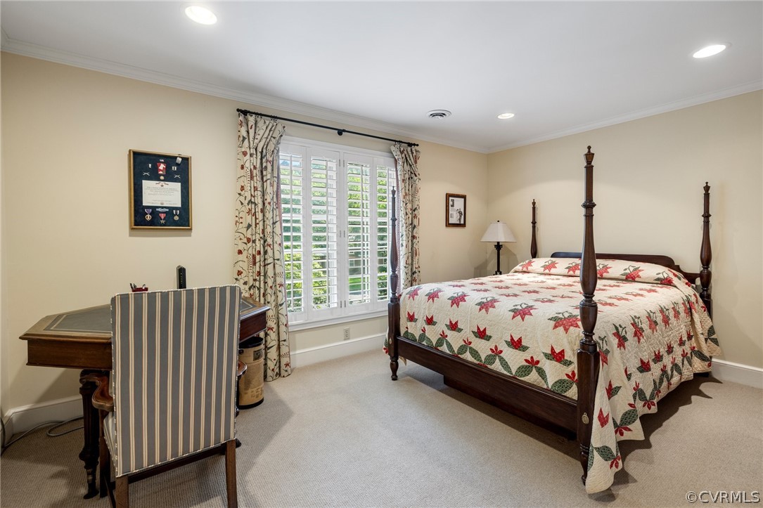 8703 Berwickshire Dr