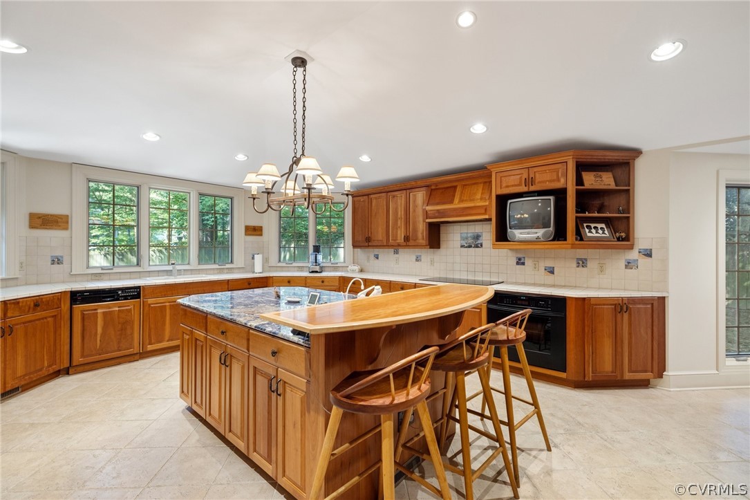 8703 Berwickshire Dr