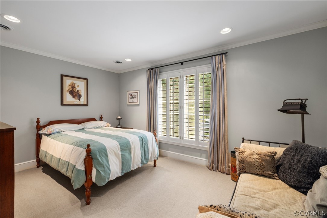 8703 Berwickshire Dr