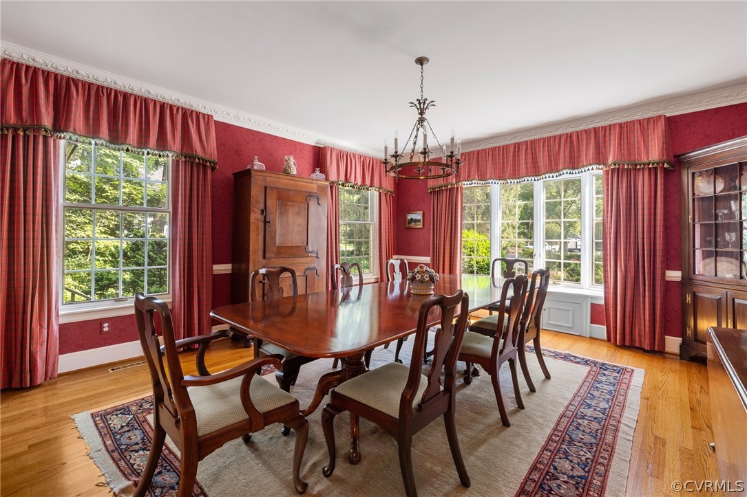 8703 Berwickshire Dr