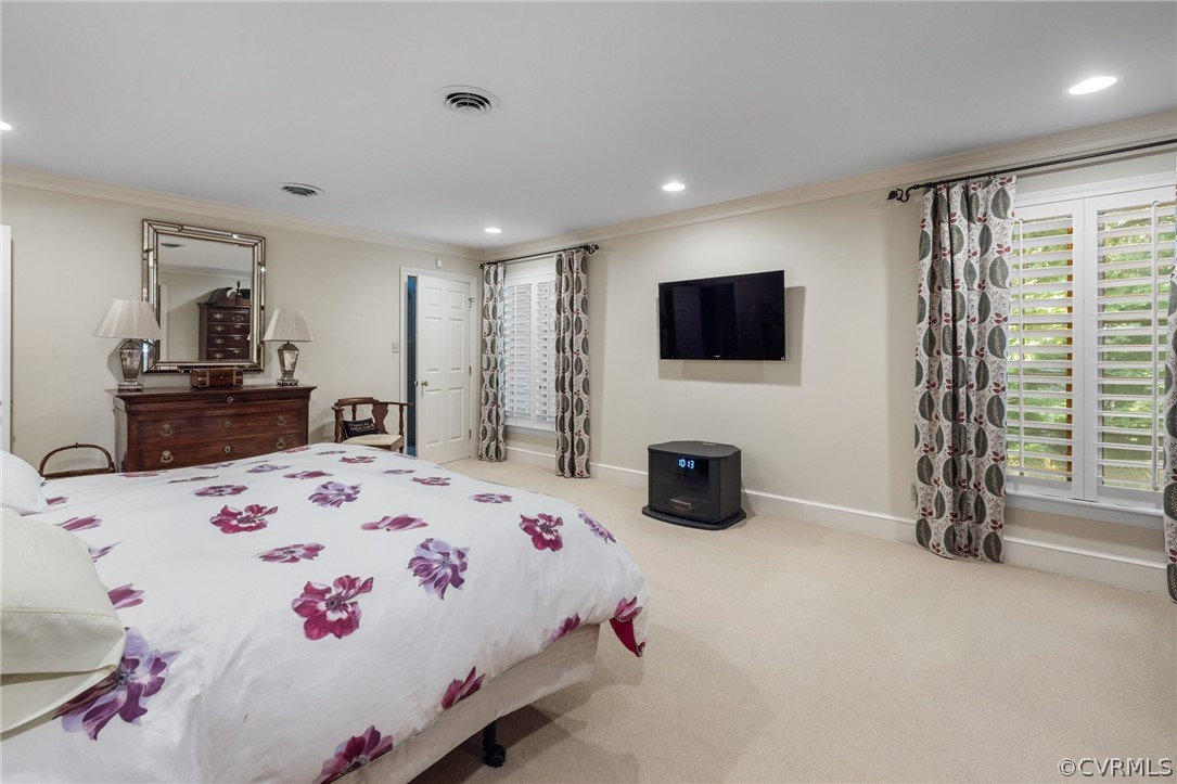 8703 Berwickshire Dr