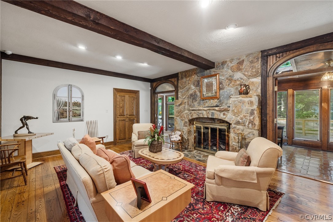 8703 Berwickshire Dr