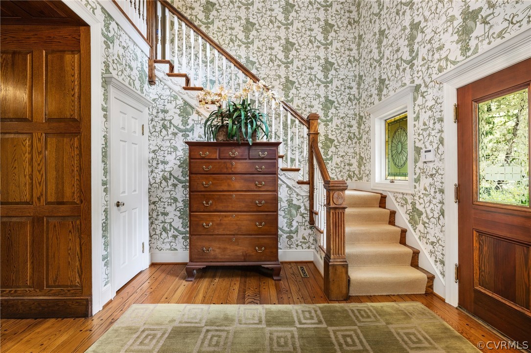 8703 Berwickshire Dr