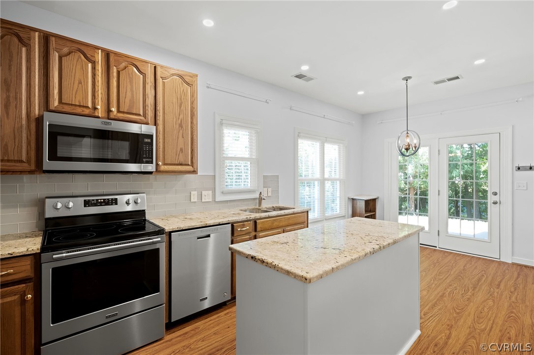 2229 Magnolia Grove Way