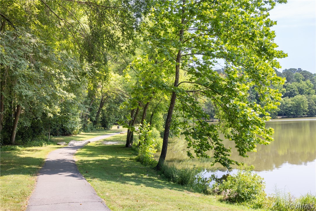 1761 Raintree Commons Dr