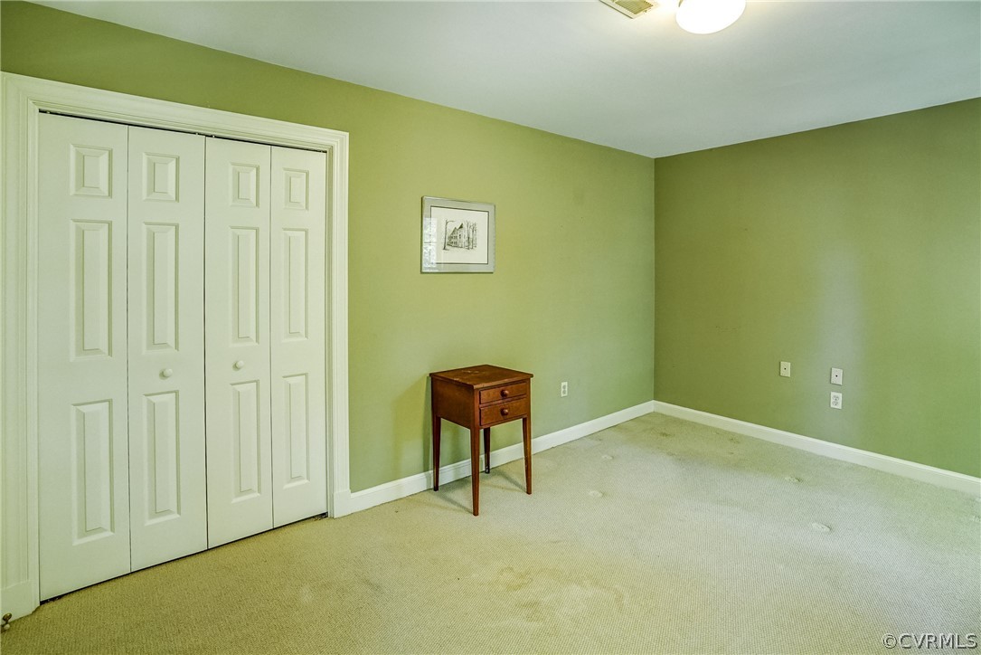 14270 Country Club Dr