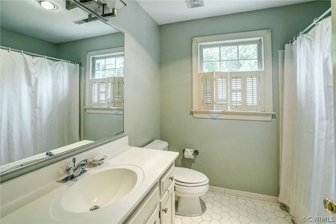 14270 Country Club Dr