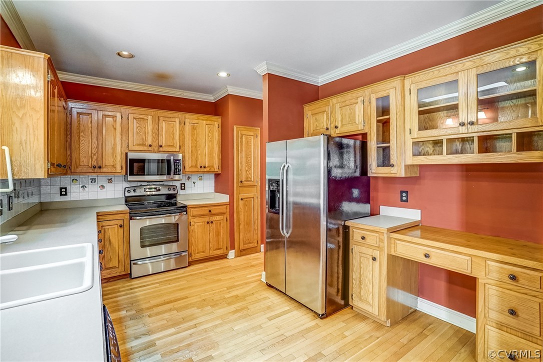 14270 Country Club Dr