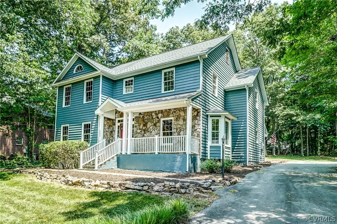 14270 Country Club Dr