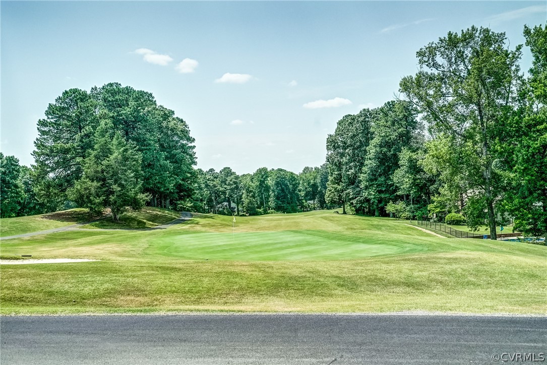 14270 Country Club Dr