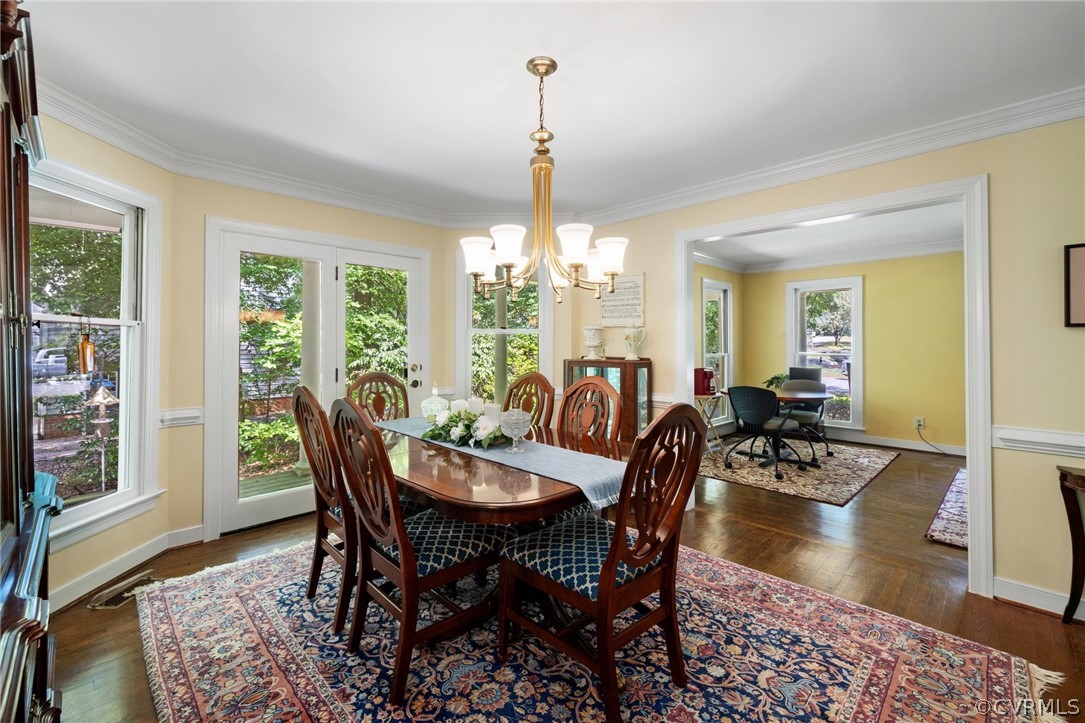 1608 Queens Point Dr