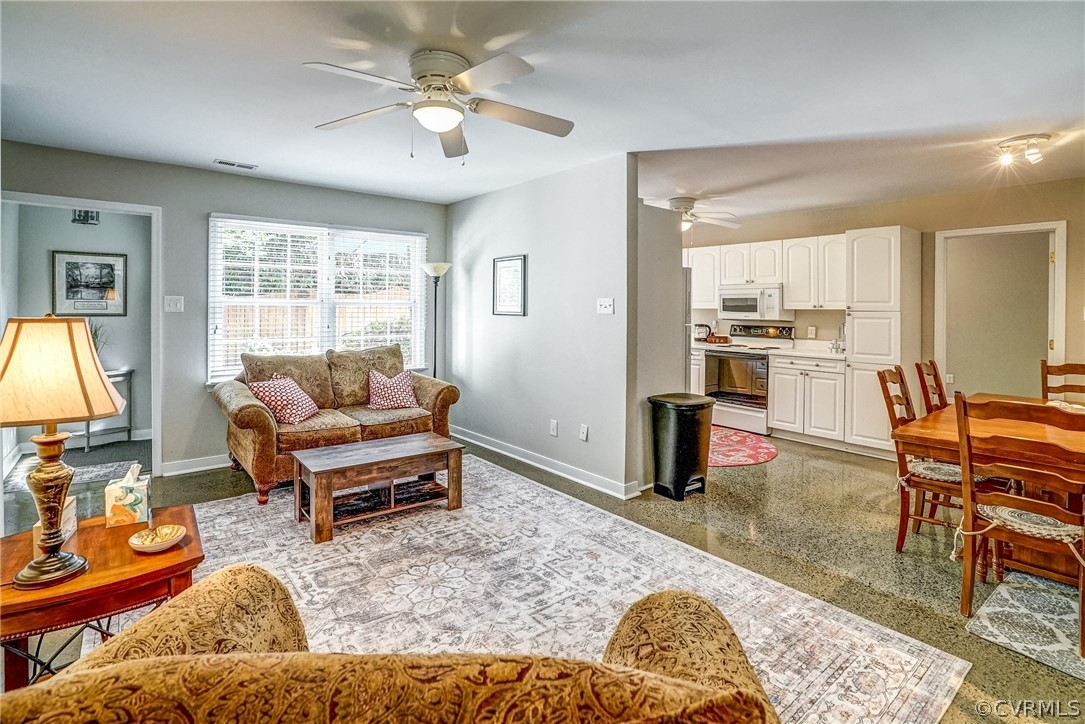 1520 Ednam Forest Dr