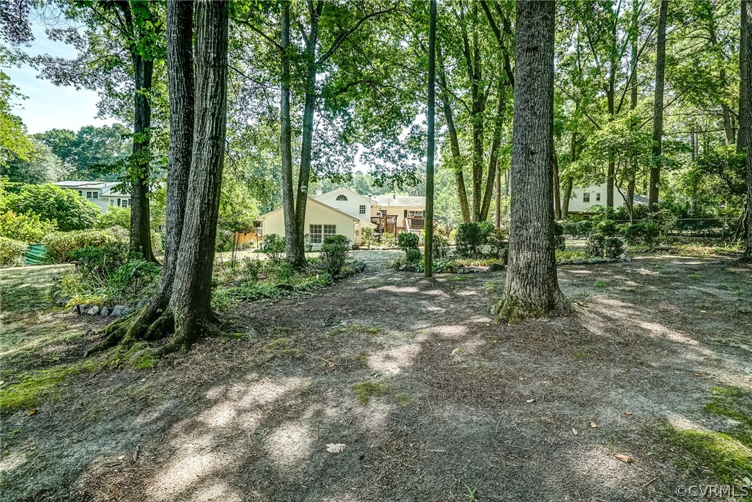 1520 Ednam Forest Dr