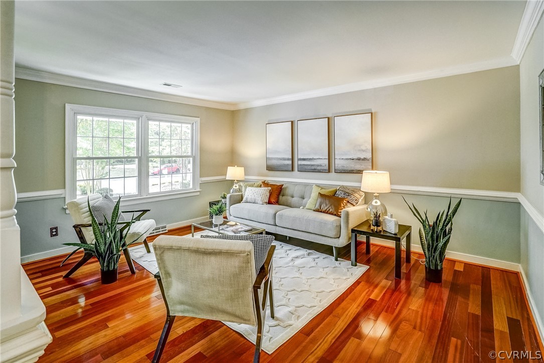 1520 Ednam Forest Dr