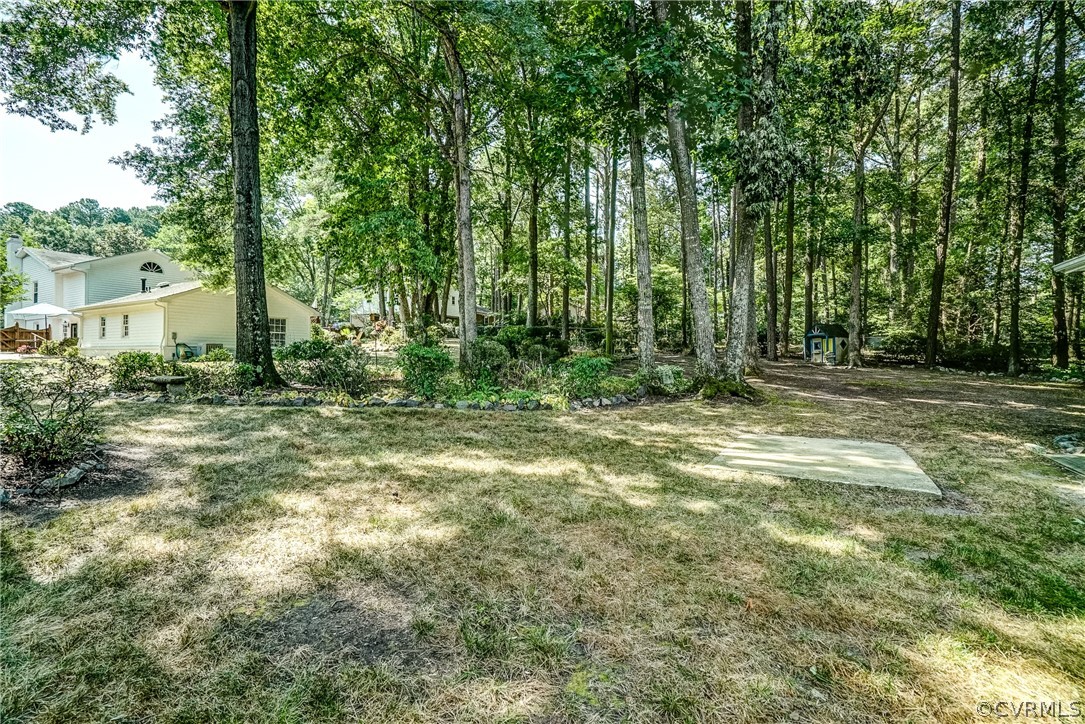 1520 Ednam Forest Dr