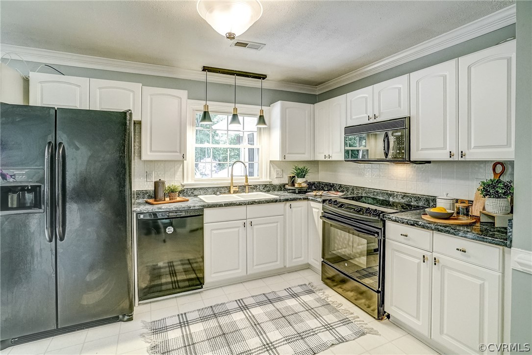 1520 Ednam Forest Dr