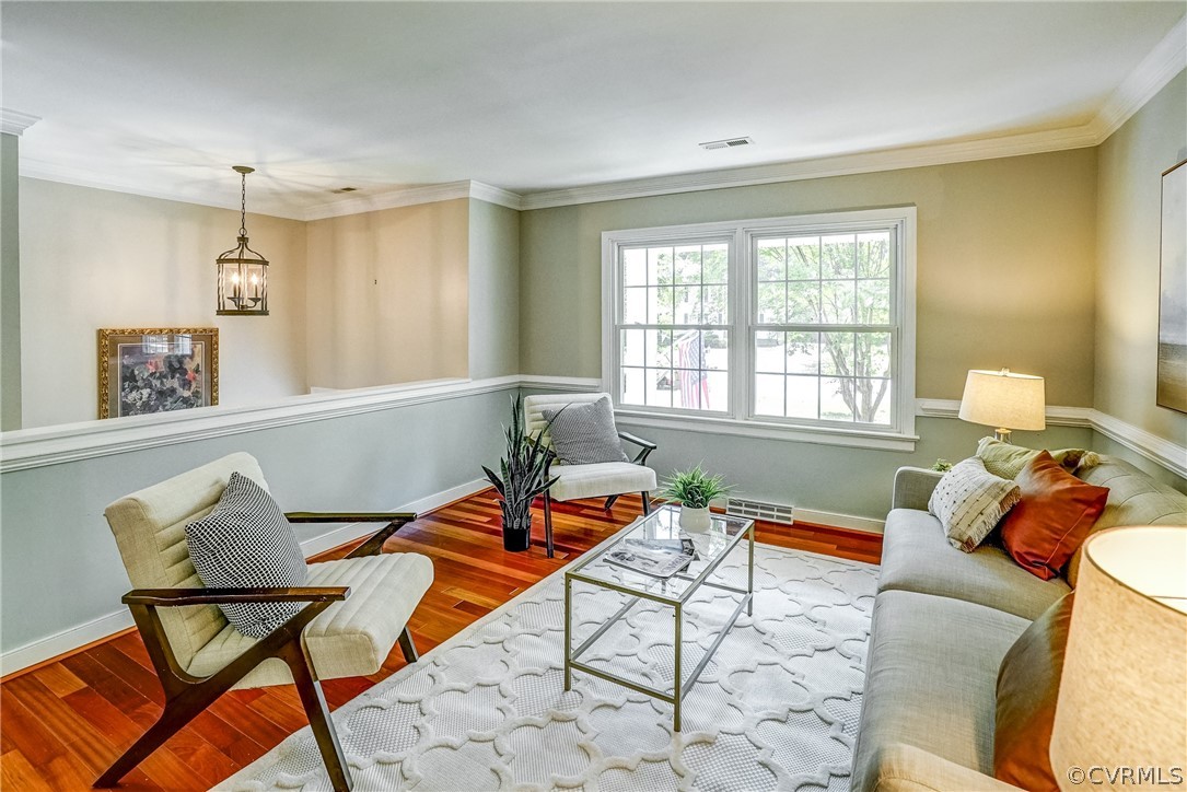 1520 Ednam Forest Dr