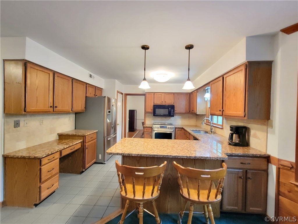 1902 Bayleaf Ct