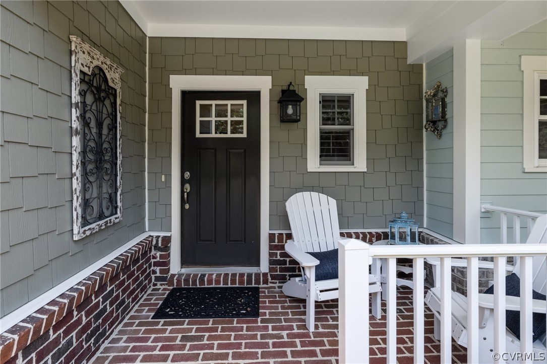 9438 Creek Summit Cir