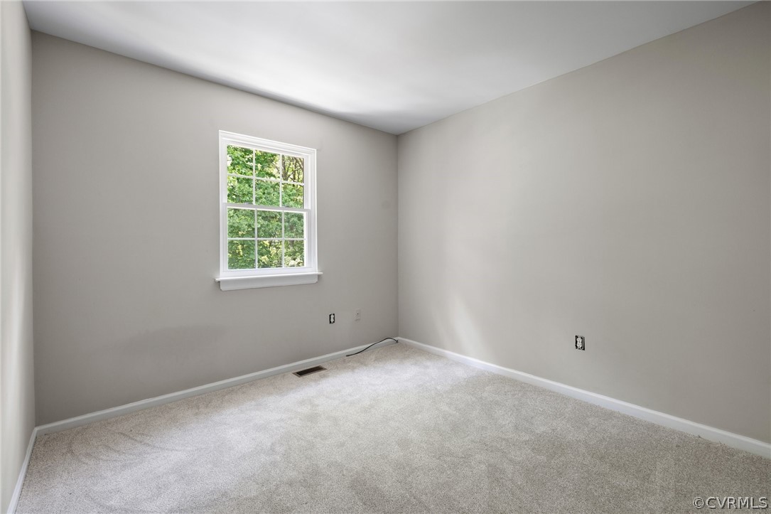 1582 Heritage Hill Dr