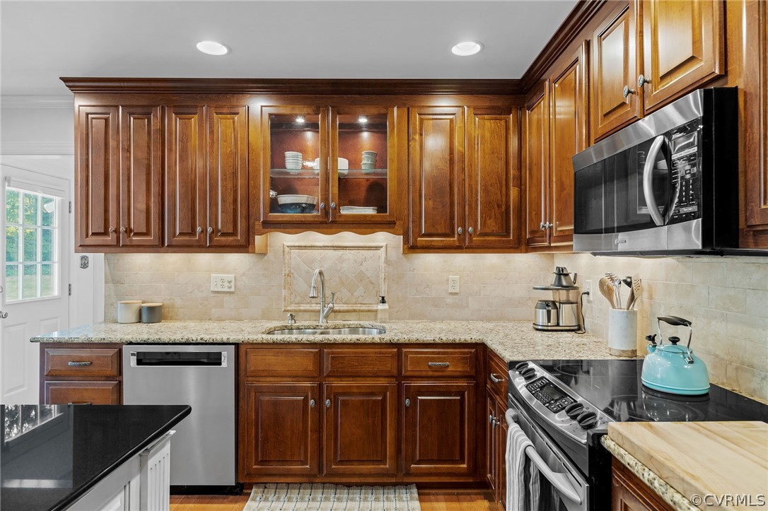 1613 Darrell Dr