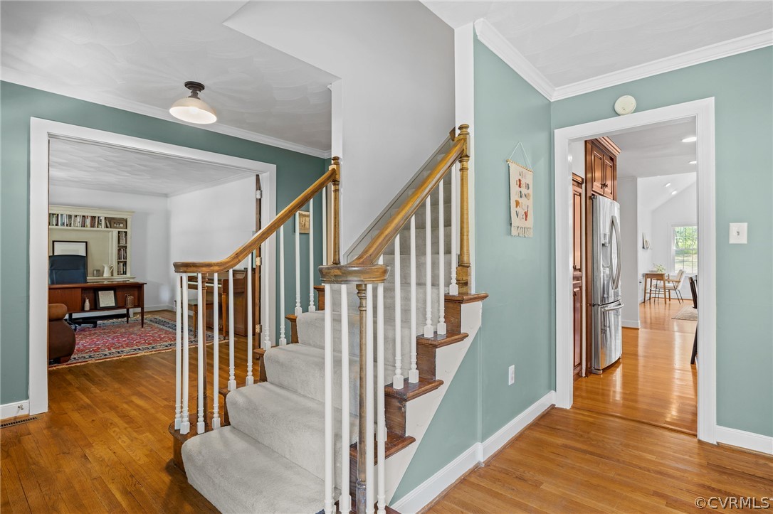 1613 Darrell Dr