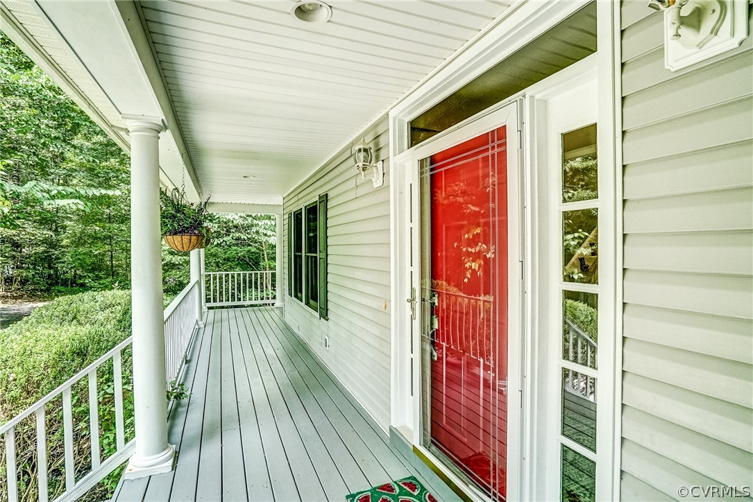 12220 Hunting Horn Ln