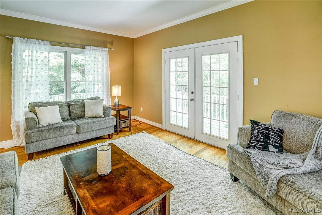 12220 Hunting Horn Ln