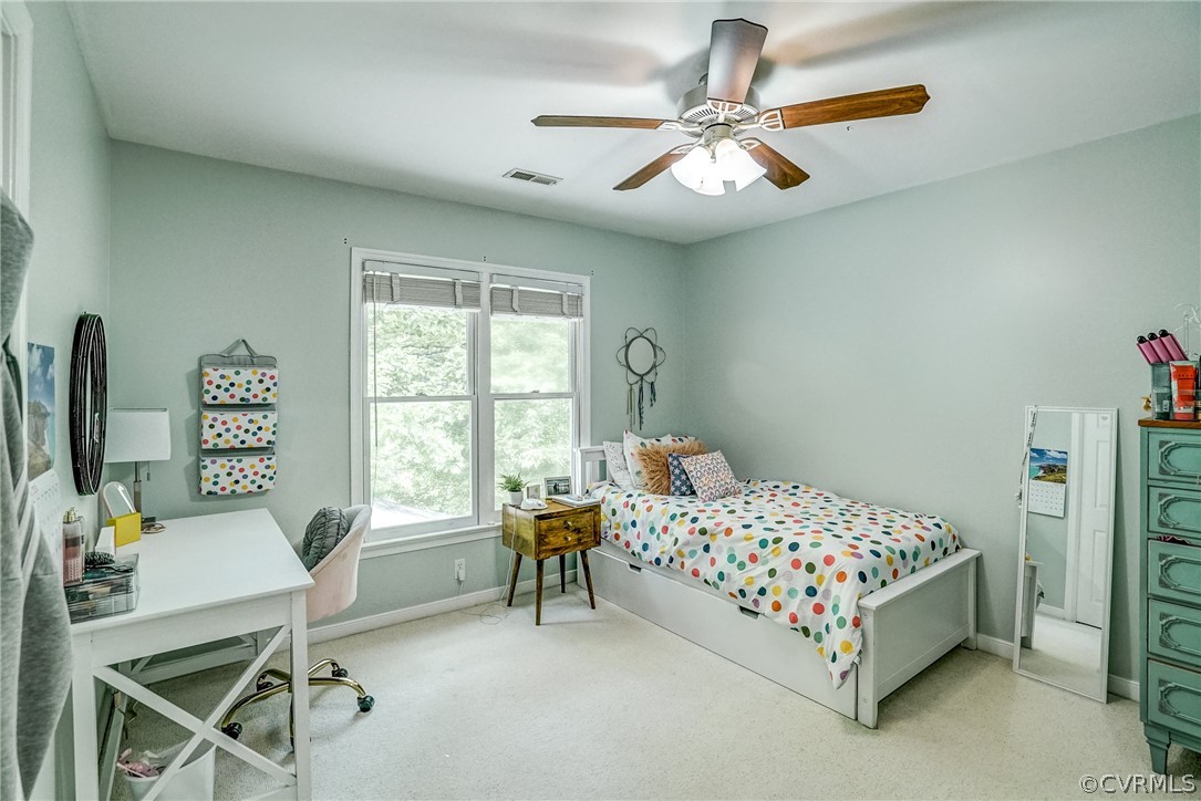 12220 Hunting Horn Ln