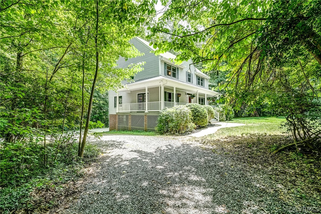 12220 Hunting Horn Ln