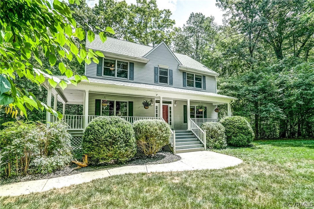 12220 Hunting Horn Ln