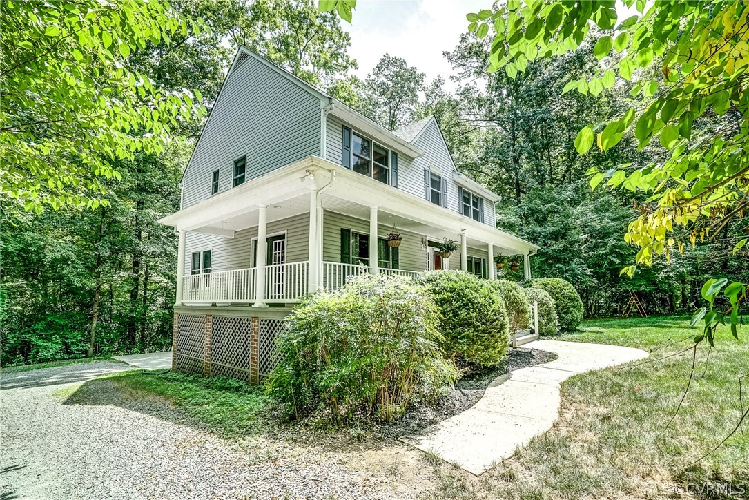 12220 Hunting Horn Ln