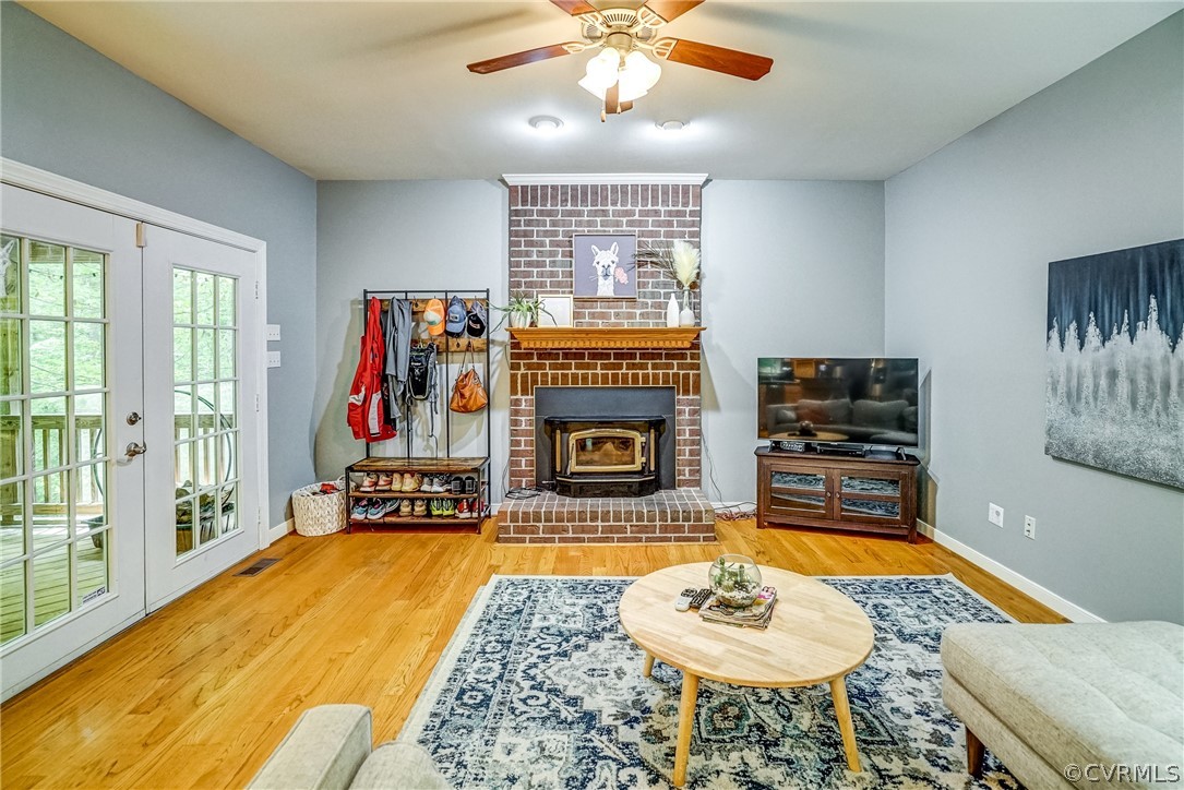 12220 Hunting Horn Ln