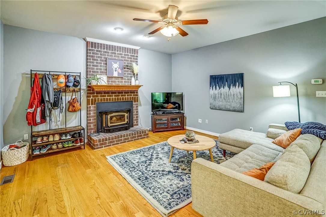 12220 Hunting Horn Ln