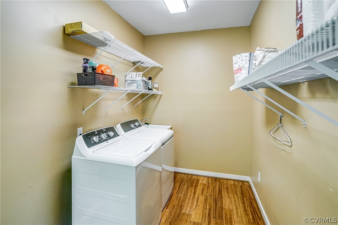 12220 Hunting Horn Ln