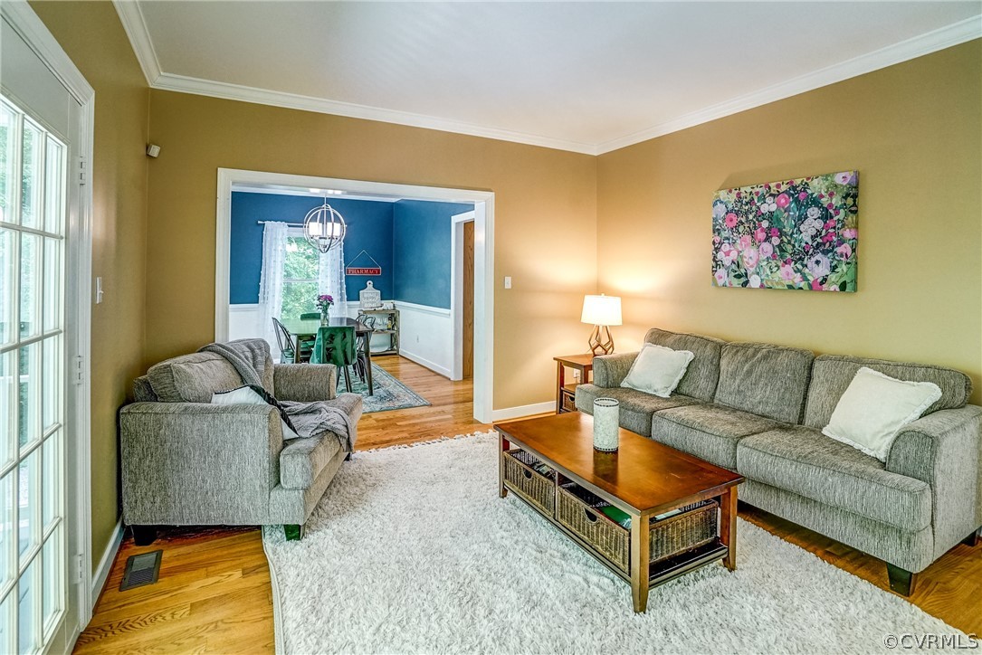 12220 Hunting Horn Ln