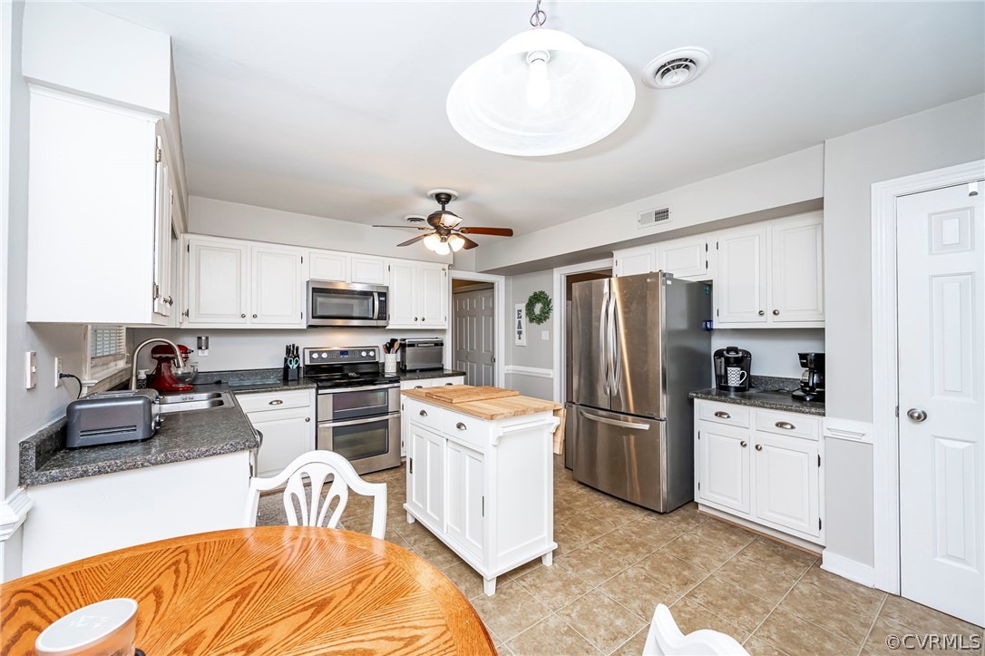 3214 Quail Hill Dr