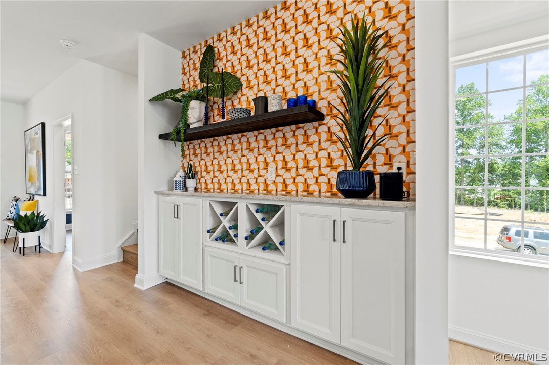 405 Randolph View Dr