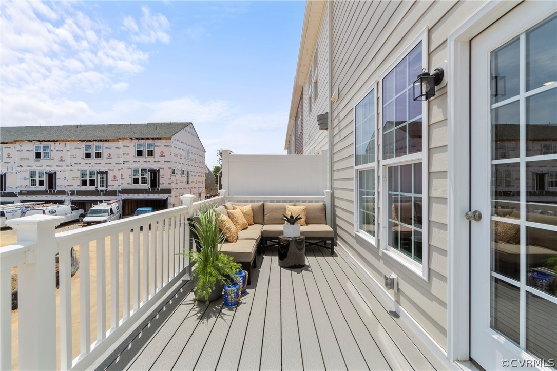 405 Randolph View Dr