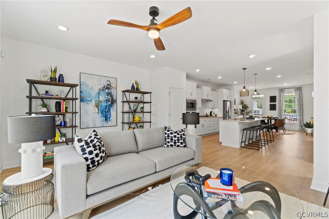 405 Randolph View Dr