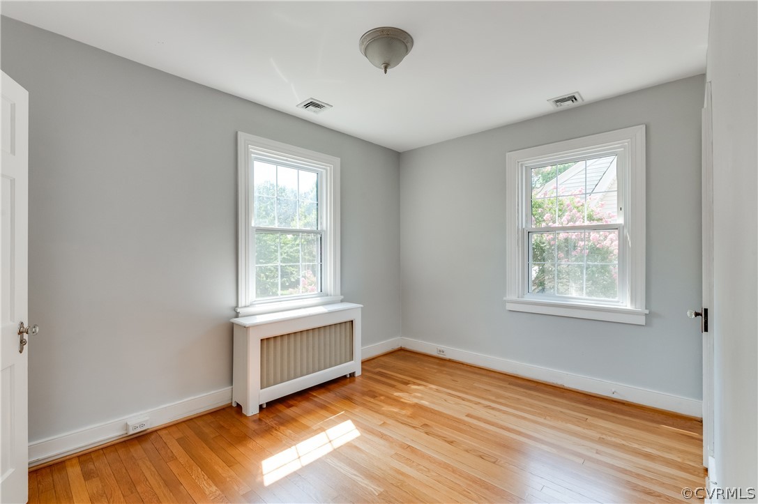 4530 E Seminary Ave