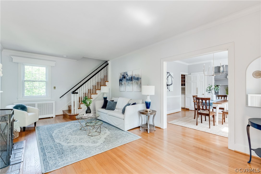 4530 E Seminary Ave