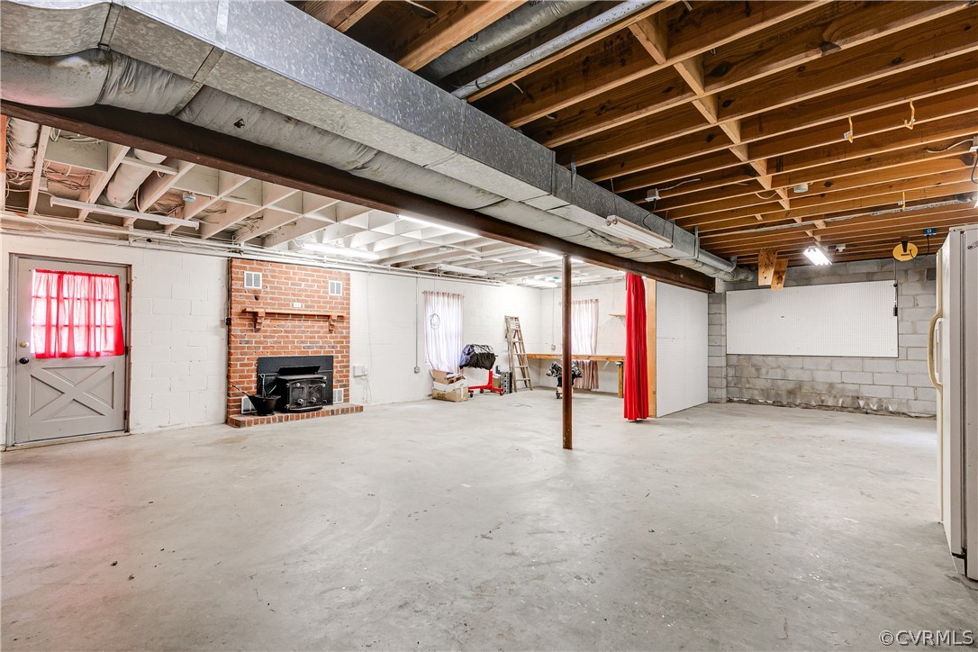 4421 Lynchester Dr