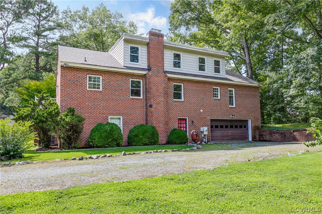 4421 Lynchester Dr