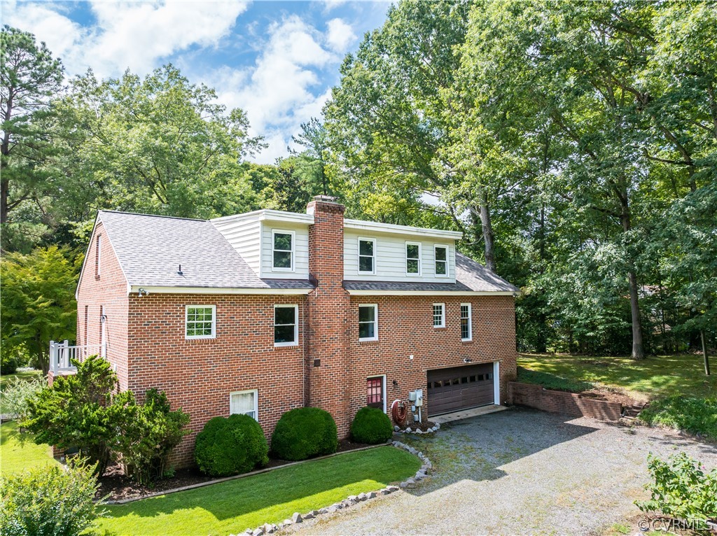 4421 Lynchester Dr