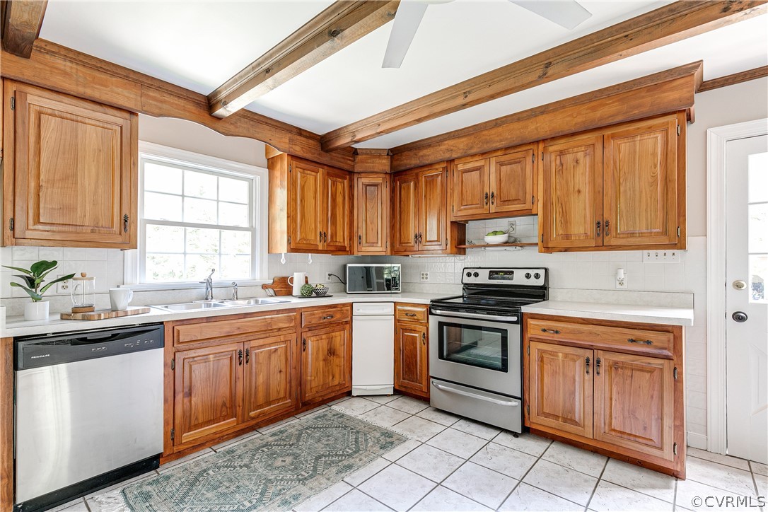 4421 Lynchester Dr