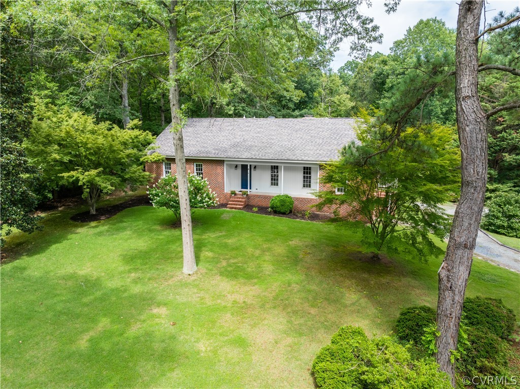 4421 Lynchester Dr